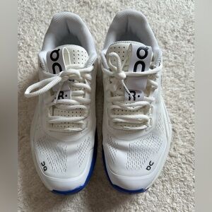 On Roger Pro 1 Tennis Sneaker (Hard Court)